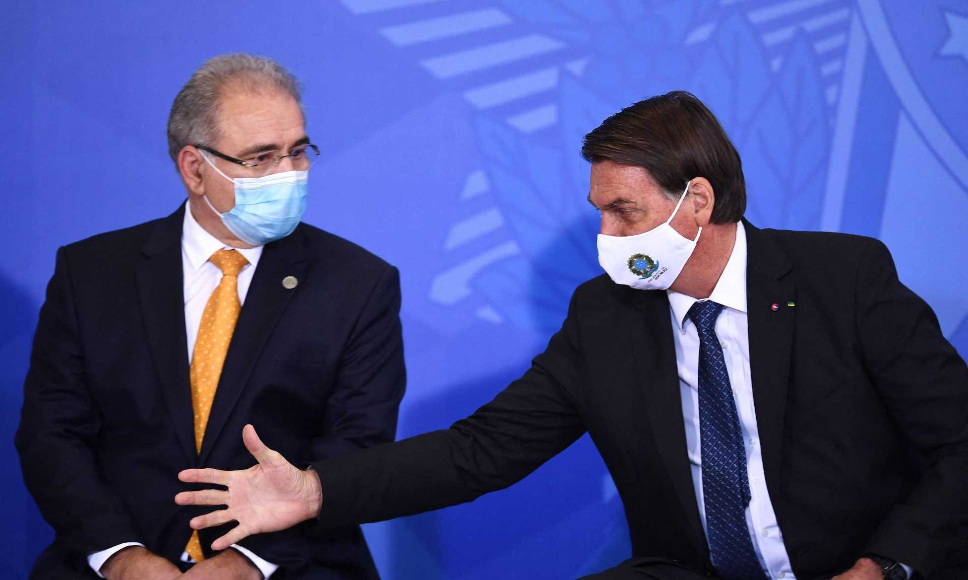 Queiroga recorre ao 'Zé Gotinha' para difundir uso de máscara no governo - EVARISTO Sá/AFP