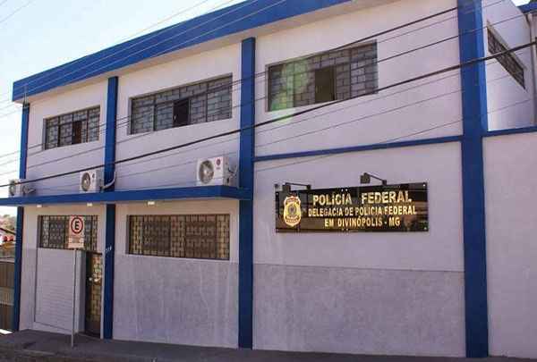Operação da PF apura fraude em processos de compra de armas em Divinópolis - Portal Gerais/Divulgação