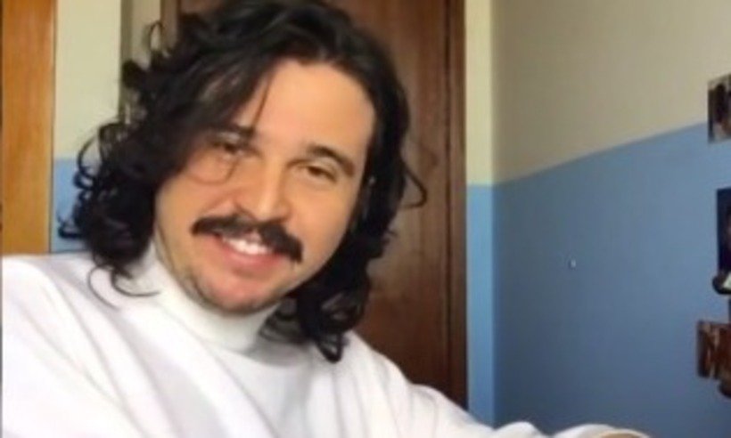 'PIFAIZER!': vídeo ironizando governo pela recusa de vacinas viraliza; veja - Reprodução