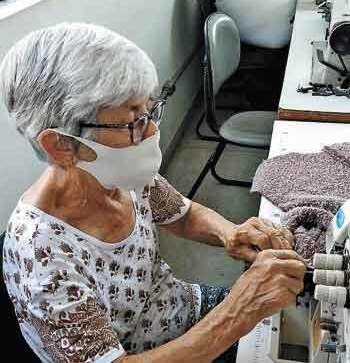 Pandemia reduz à metade o trabalho de voluntárias que costuram para bebês - Fraternidade Virginia Zandona/divulgação