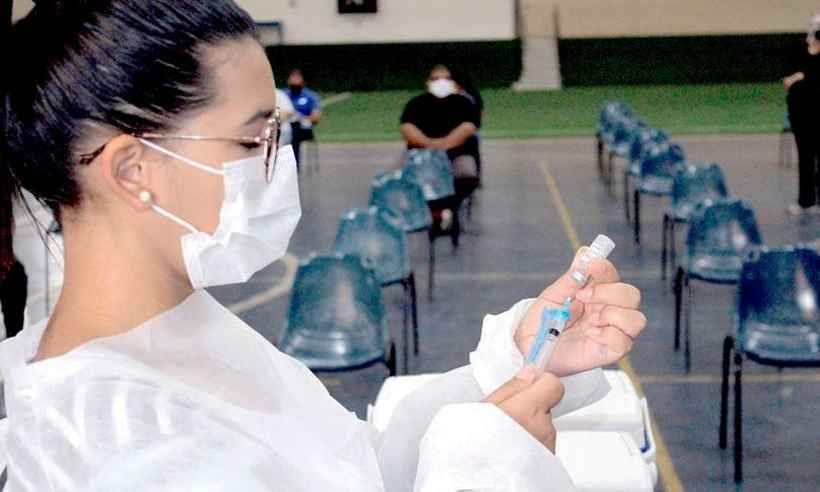 Araxá finaliza vacinação de profissionais da educação até final da semana - Prefeitura de Araxá/Divulgação