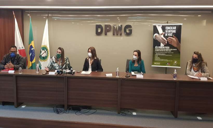 Reunião sobre volta às aulas em BH termina sem acordo - Tulio Santos/EM/D.A Press