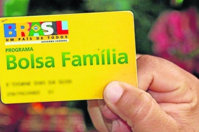 Benefício: Bolsa Família de R$ 300 cria saia justa para a equipe econômica - Reprodução. Bolsa Família