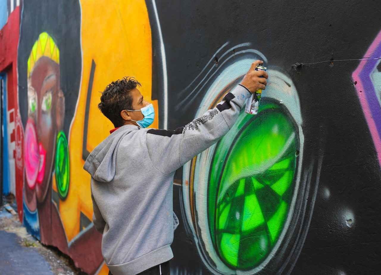 Becos de Santa Luzia são revitalizados com arte e muita cor - Prefeitura de Santa Luzia/Divulgação