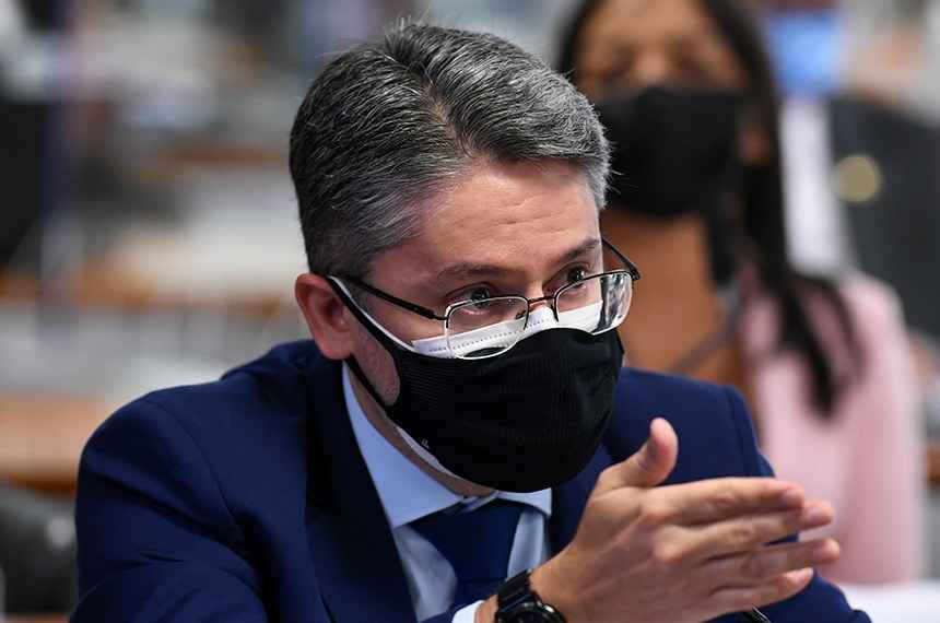 Alessandro Vieira sobre Bolsonaro: 'Ninguém se elege imperador do Brasil' - Senado Federal/Reprodução