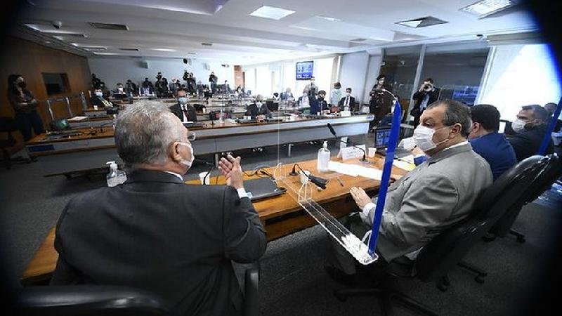 Mais de 85 mil arquivos: Gigantesco volume de documentos desafia investigação da CPI da Covid - Agência Senado