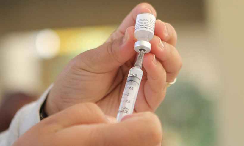 BH vacina o menor número de pessoas contra a COVID-19 desde 1º de março - Edésio Ferreira/EM/D.A Press