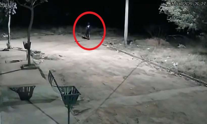 Câmera flagra Lázaro perto da casa da sogra horas antes de ser morto; veja - Reprodução