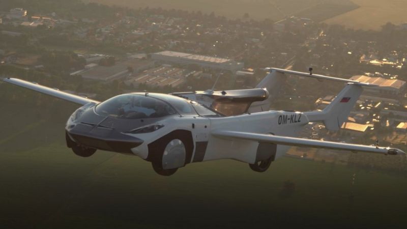 Carro voador completa teste com voo entre dois aeroportos - KLEIN VISION