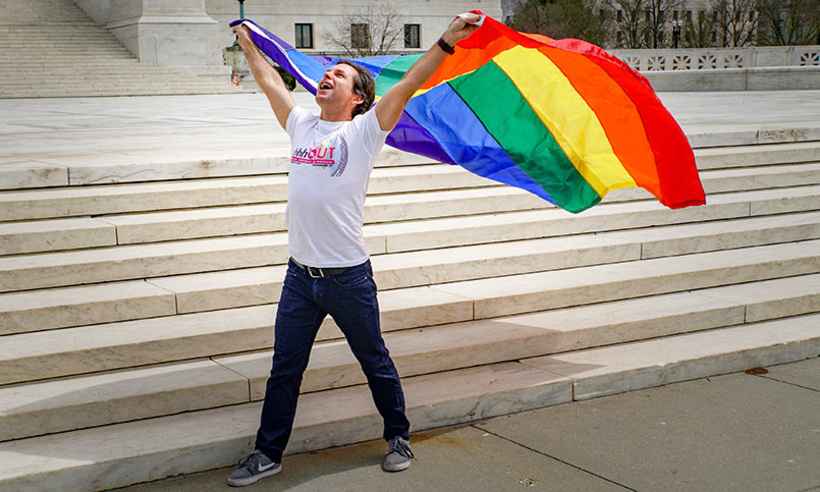 Avassalador, movimento LGBTQIA+ só não pode querer arrombar a porta - Ted Eytan 