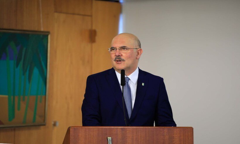 Ministro da Educação defende volta às aulas presenciais à comissão da COVID - Agência Brasil/Reprodução