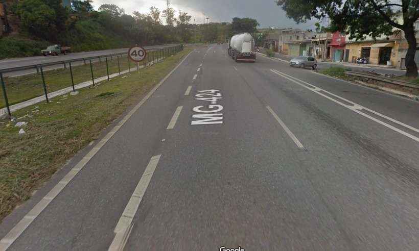 Mistério na morte de mulher encontrada em rodovia com tiro na cabeça - Google Street View