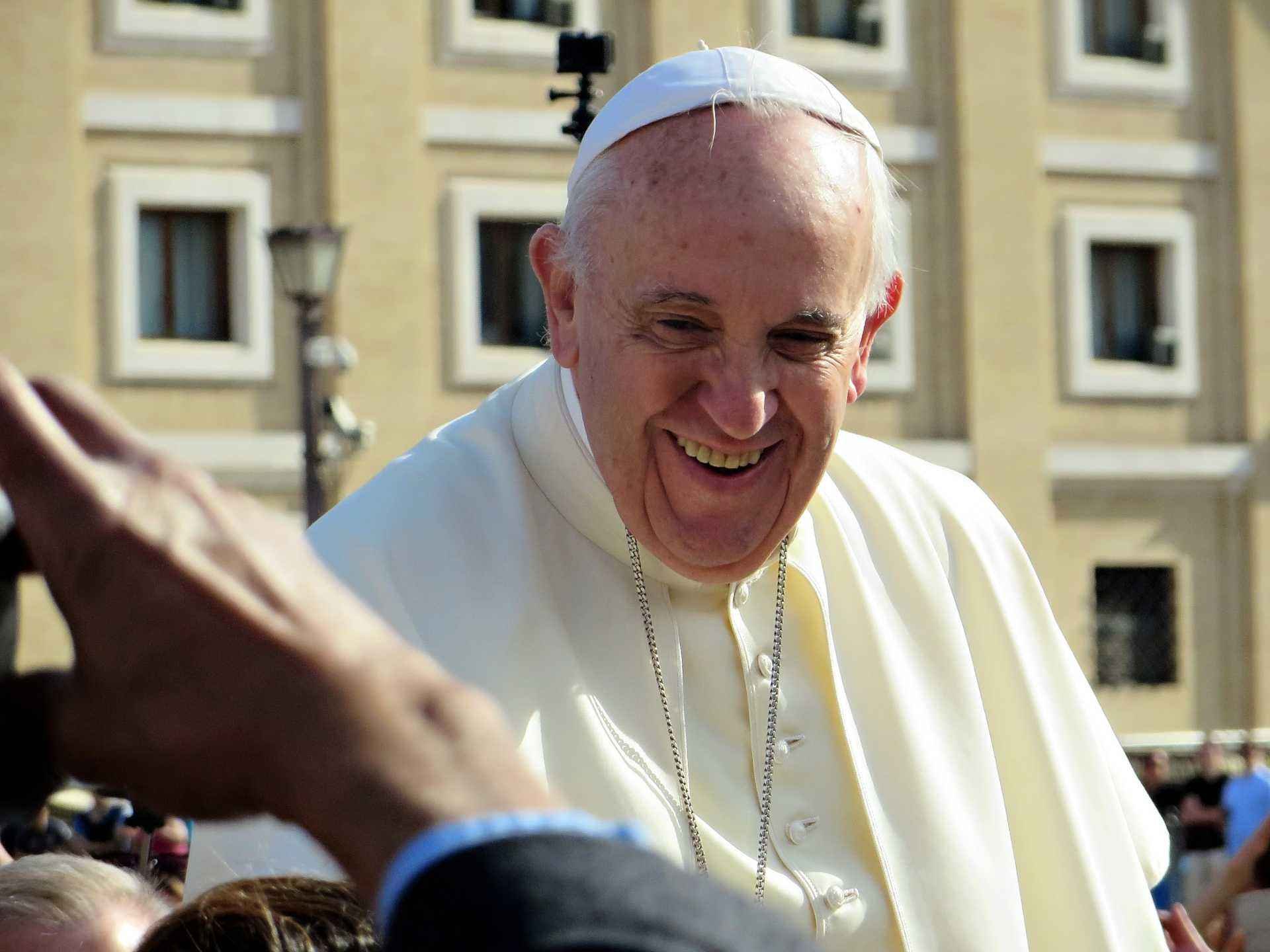 Saiba o que é diverticulite, doença que levou papa Francisco a operar  - Wikimedia Commons