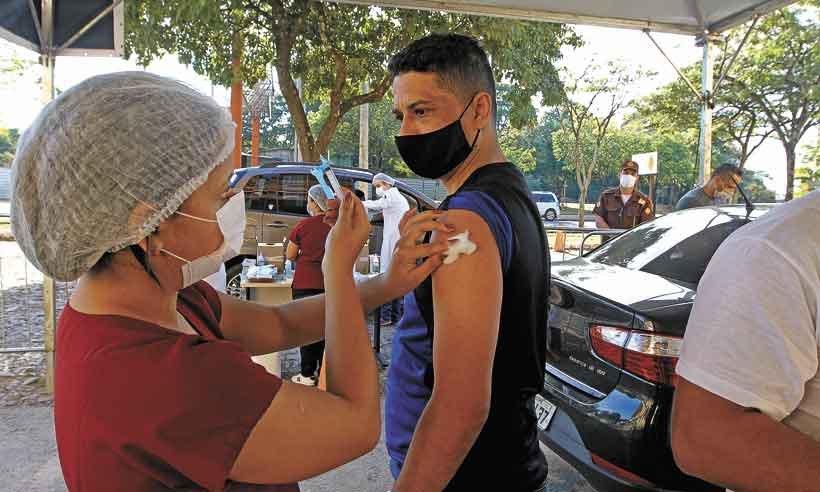 Com vacinação, especialistas preveem retorno à normalidade neste ano - Jair Amaral/EM/D.A Press  - 4/6/21