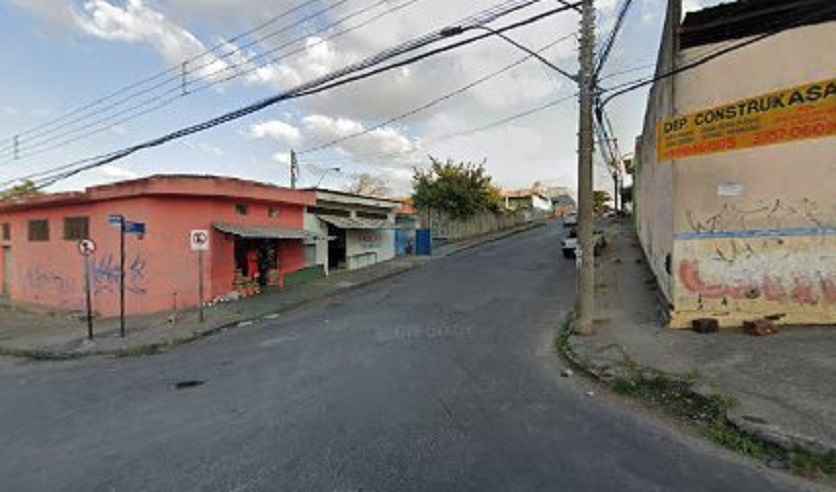 Polícia procura homem que esfaqueou ex-companheira de madrugada em Contagem - Google Street View