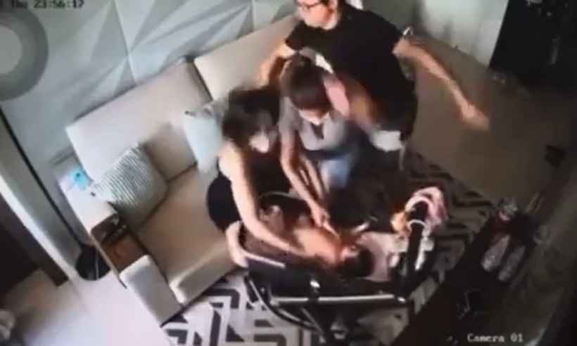Mulher denuncia agressões de DJ Ivis e divulga vídeo com socos e chutes - Redes sociais/ reprodução