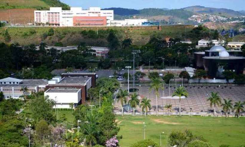 UFJF inicia evento internacional de ensino com 43 cursos em 5 idiomas -  Twin Alvarenga/UFJF