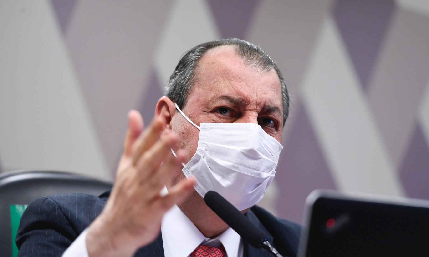 Aziz sobre ataque de Bolsonaro: 'Deve ter sido um moleque' - Edilson Rodrigues/Agência Senado