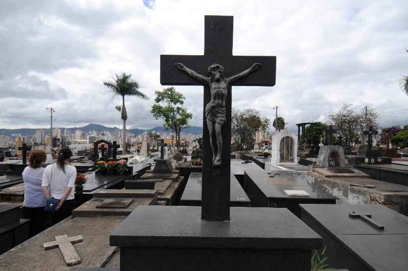 BH tem primeiro semestre com mais mortes e menos nascimentos da história - Leandro Couri/EM/D.A Press