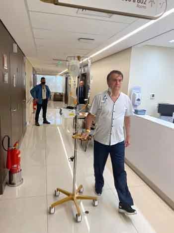 As orações do presidente e mais uma acusação contra o general Pazuello - FACEBOOK/REPRODUÇÃO