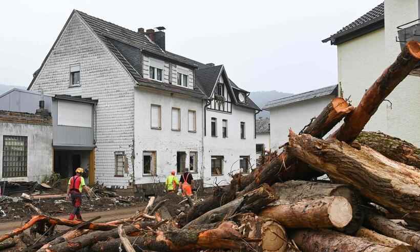 Europa: chuvas ameaçam diques; mortes na Alemanha chegam a 126 - CHRISTOF STACHE / AFP