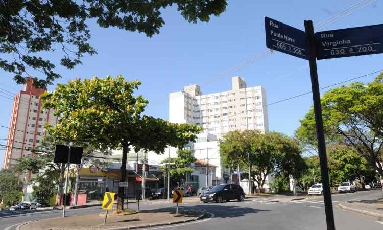 Preso suposto incendiário de veículos do Bairro Colégio Batista, em BH - Gustavo Perucci/EM/D.A.Press