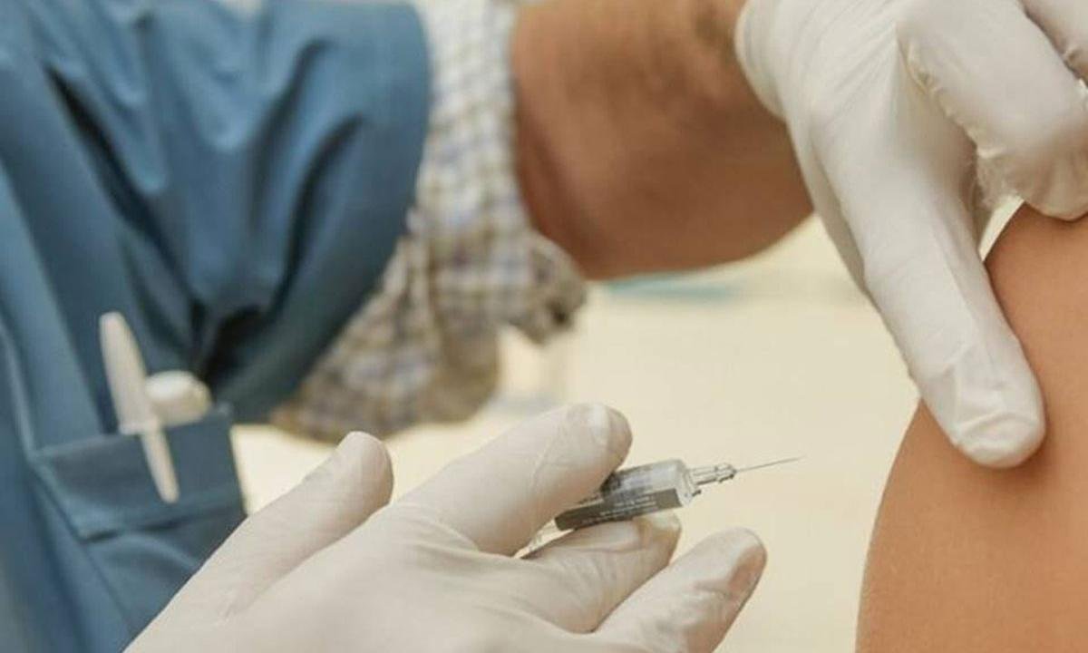 Anvisa suspende estudos clínicos da vacina Covaxin no Brasil, diz TV  - © 2015 Christian Emmer