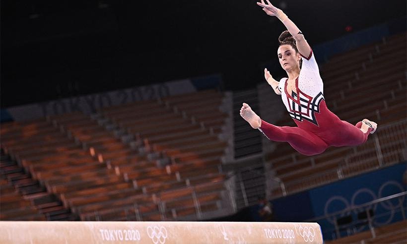 Luta contra a sexualização da mulher marca ginástica artística na Olimpíada - Lionel BONAVENTURE / AFP