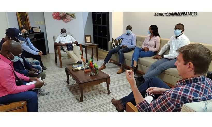 Comitiva da Costa do Marfim conhece técnicas do agronegócio de Uberaba - Daniela Brito/Instituto IDF