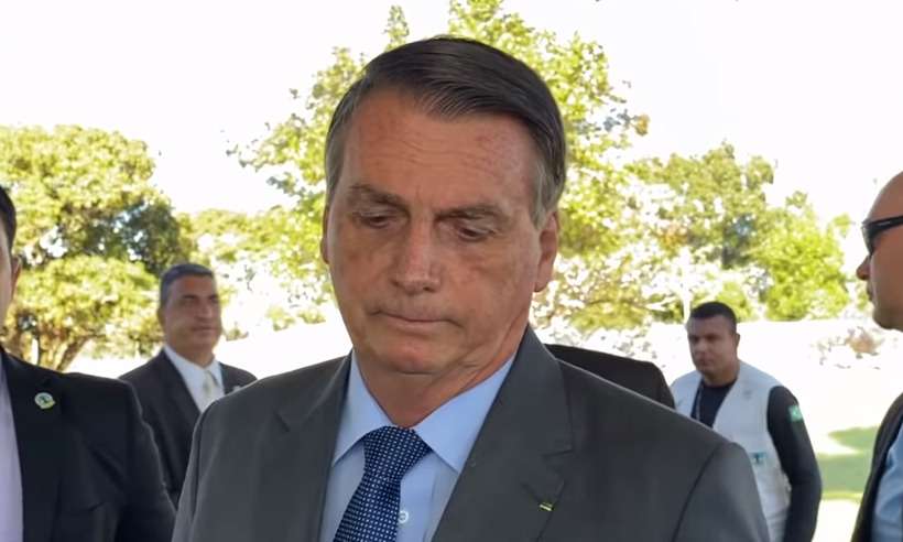 Bolsonaro volta a dizer que vai vetar apenas 'excesso' do fundo eleitoral - Reprodução/Youtube