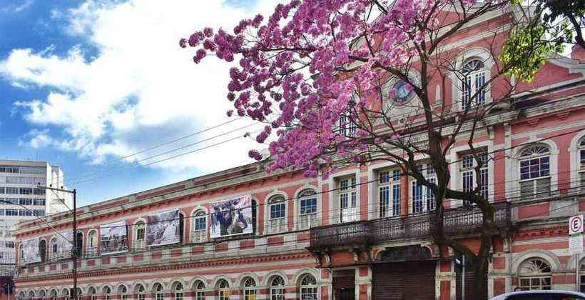 Justiça derruba liminar contra exposição obtida por vereador bolsonarista - Carlos Mendonça/PJF