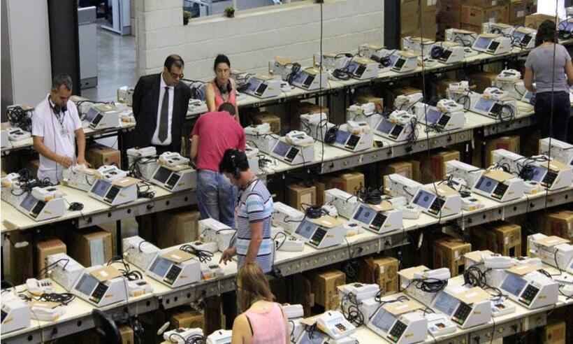 Fantasia de fraude eleitoral: o fantasma que ronda a democracia brasileira - Cláudia Ramos /CCS/TRE-MG - 21/10/16