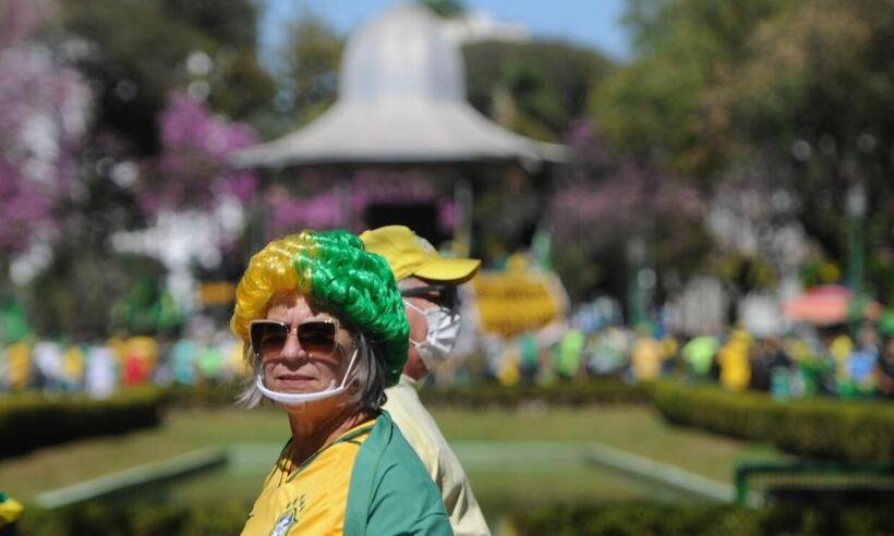 Manifestantes pró-Bolsonaro defendem voto impresso em Belo Horizonte - Leandro Couri/EM/D.A Press. 
