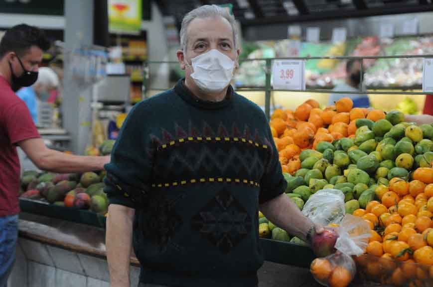 Inflação muda hábitos de alimentação: ovo e frango são opções mais viáveis - Túlio Santos/em/d.a press