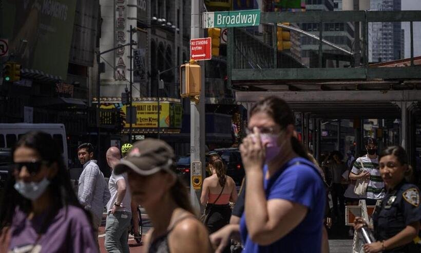 Nova York exigirá certificado de vacinação para restaurantes, shows e academias - Ed Jones/AFP