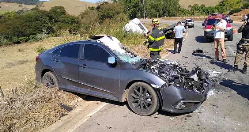 Imprudência provoca morte de motorista em rodovia próximo a Ponte Nova - CBMMG/Divulgação 