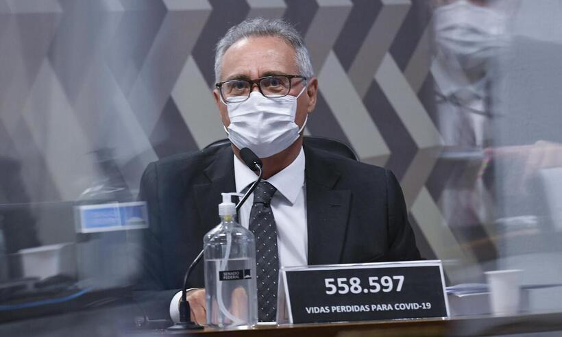 'Pergunta do internauta': bordão de Renan Calheiros causa bate-boca na CPI - Jefferson Rudy/Agência Senado