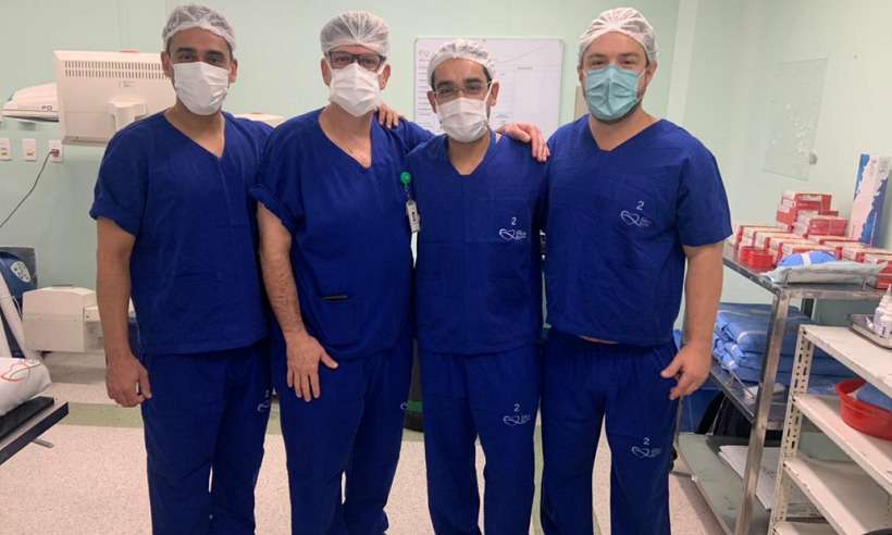 Em cirurgia inédita em Minas, paciente recebe prótese no tornozelo esquerdo - Divulgação