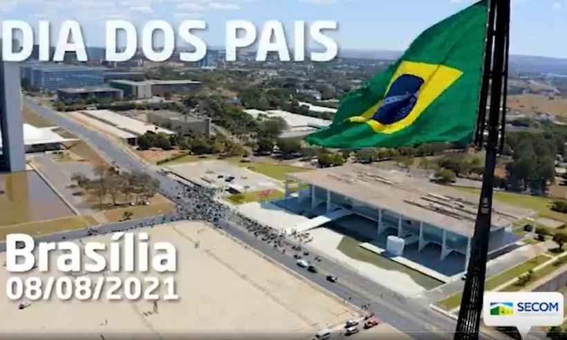 Eduardo Bolsonaro usa vídeo da Secom para divulgar motociata do presidente - Reprodução