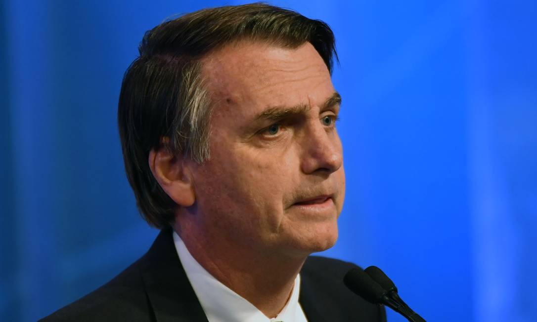 Bolsonaro não apresenta provas de fraude e volta a questionar urnas - NELSON ALMEIDA / AFP