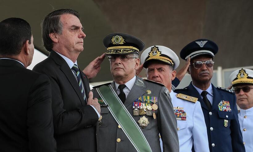 Para ser 'babaca', Bolsonaro precisaria melhorar muito ainda, coitado - Marcos Corr.êa/PR