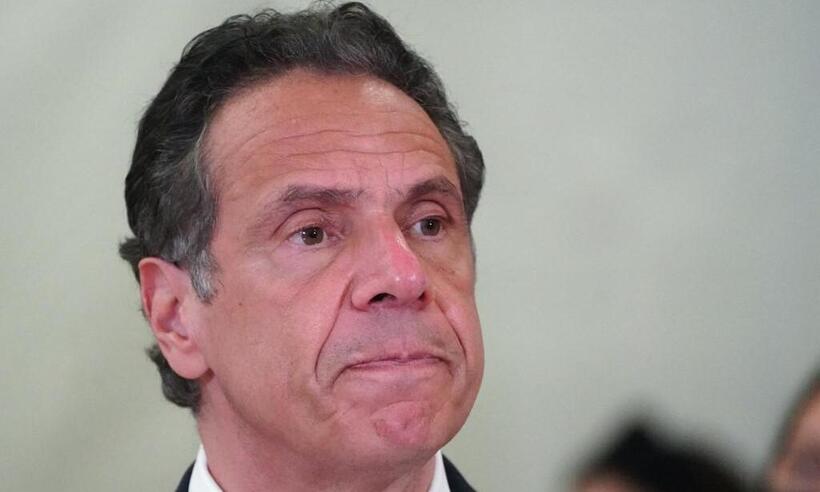 Governador de Nova York renuncia após acusações de assédio sexual - CARLO ALLEGRI / POOL / AFP