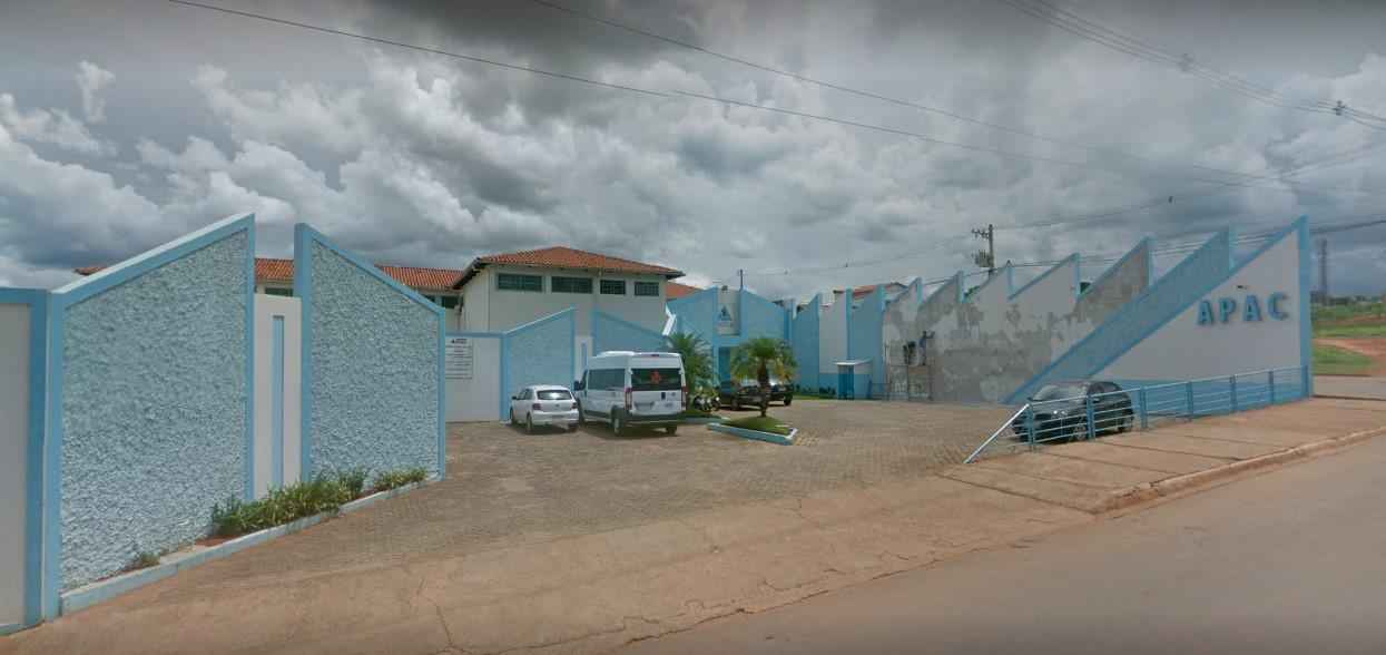 Jovens fogem de APAC e deixam carta agradecendo pela 'estadia' - Google Street View/Reprodução
