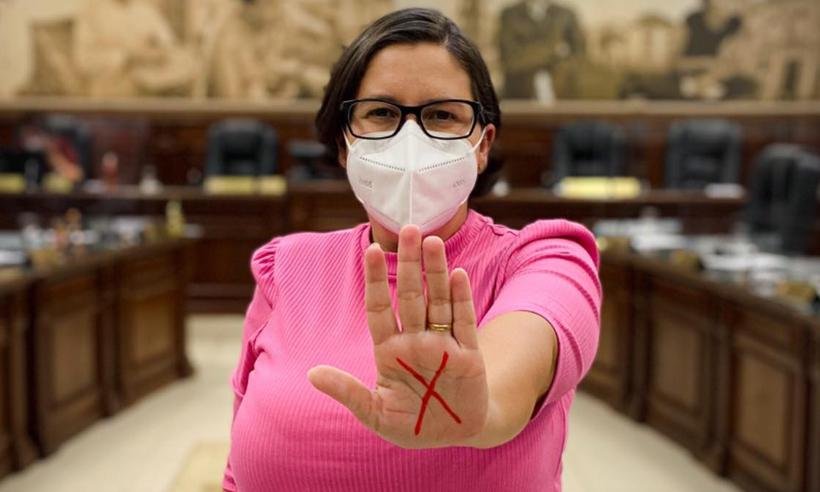 Mulheres uberabenses vítimas da violência poderão denunciar apenas com um X - Facebook/Divulgação