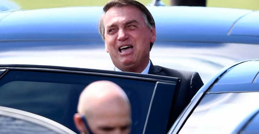 Bolsonaro está derretendo e acaba apelando para o golpismo no país - EVARISTO SÁ/AFP