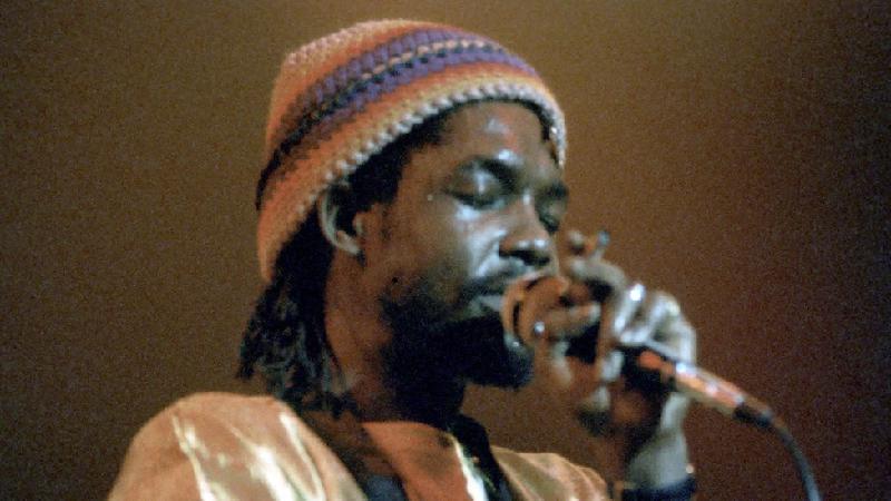 Qual é a relação entre os emojis e o reggae de Peter Tosh? - Getty Images