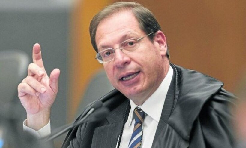 Redes sociais bolsonaristas teriam quase US$ 3 milhões em ganhos - Sergio Amaral/STJ - 3/8/16