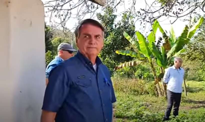 'Alguns pega de jeito', diz Bolsonaro ao saber de conhecido vítima da COVID - Reprodução/YouTube