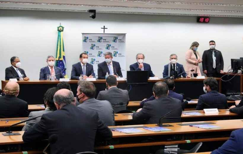 Paulo Guedes: 'Qual o problema de a energia ficar um pouco mais cara?' - Luis Macedo/Câmara dos Deputados