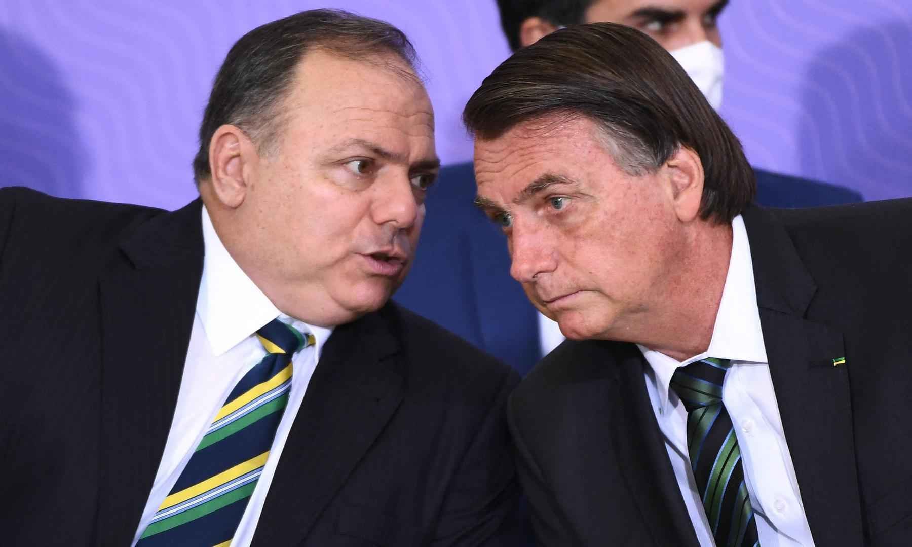 Bolsonaro diz que Pazuello, investigado pela PF, deixou legado importante - AFP / EVARISTO SA